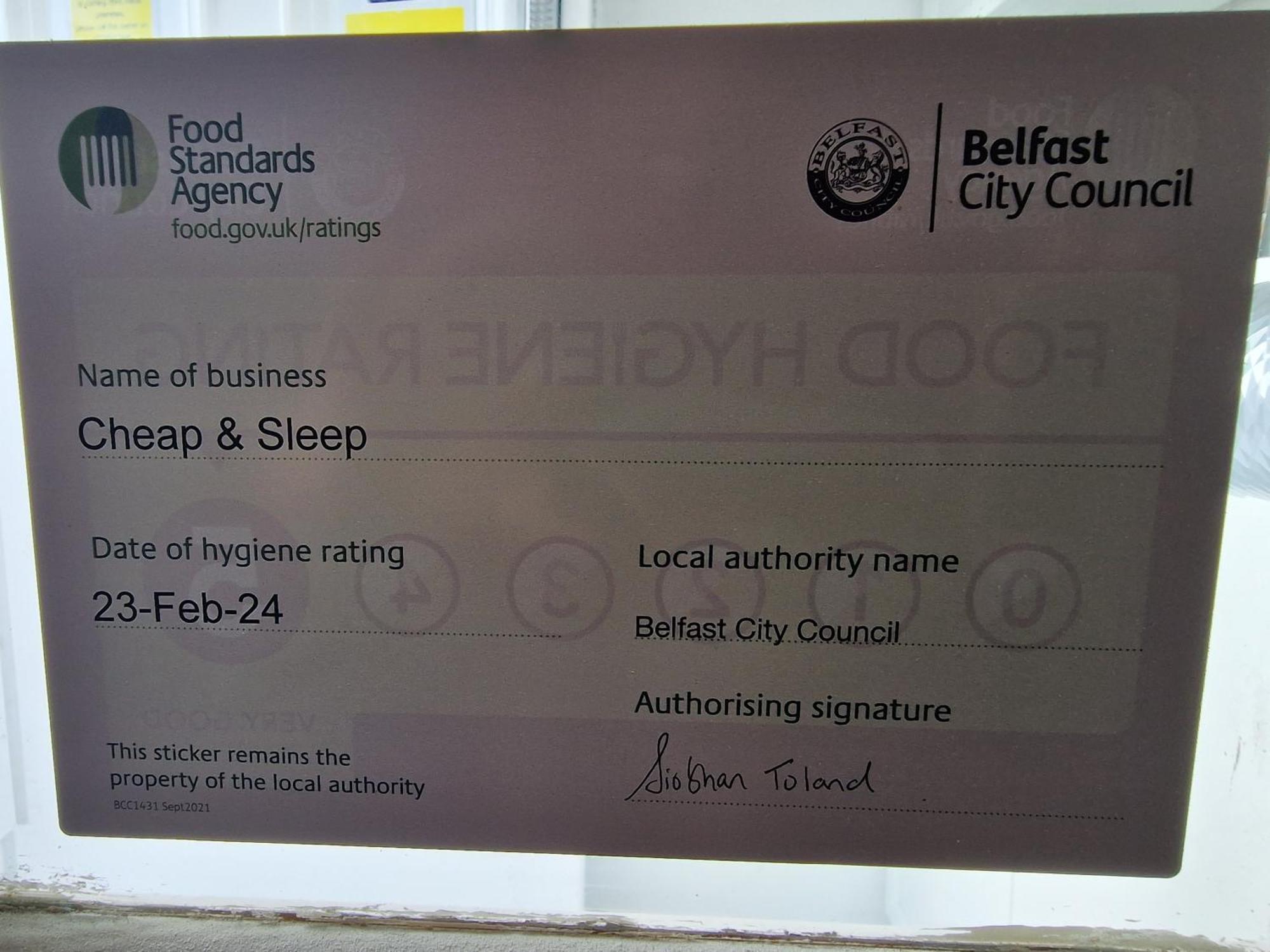 Aunty Katie'S House, Ni Tourist Board Certified & Located On The Main Oldpark Road To Belfast, With Free Continental Breakfast & Free Ultra Fast Sky Internet, Free Sky Sports & Free Sky Cinema, Self-Check In After 10Pm Gmt Hostel Ngoại thất bức ảnh